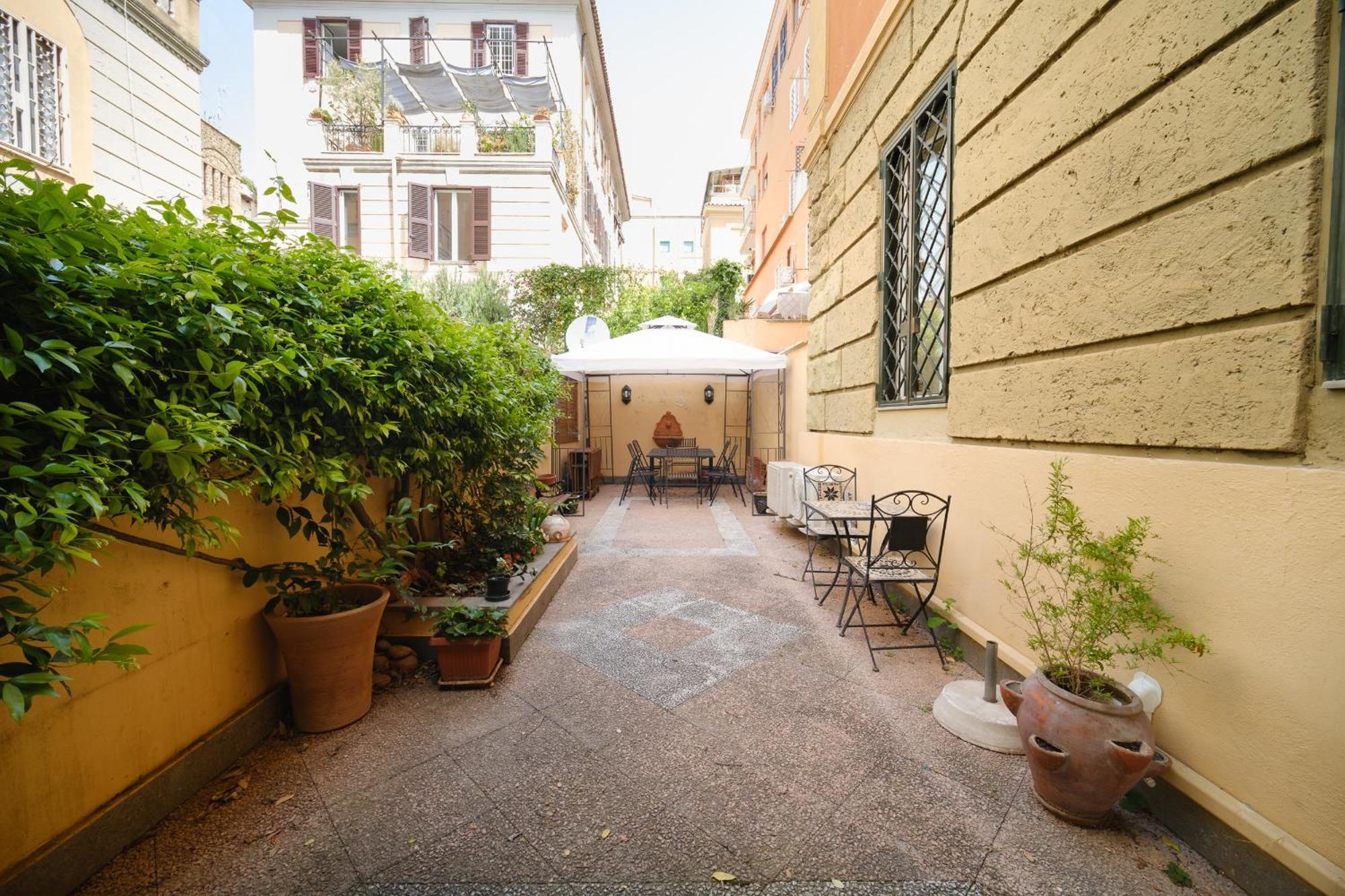 La Casa Del Capitano Apartment Rome